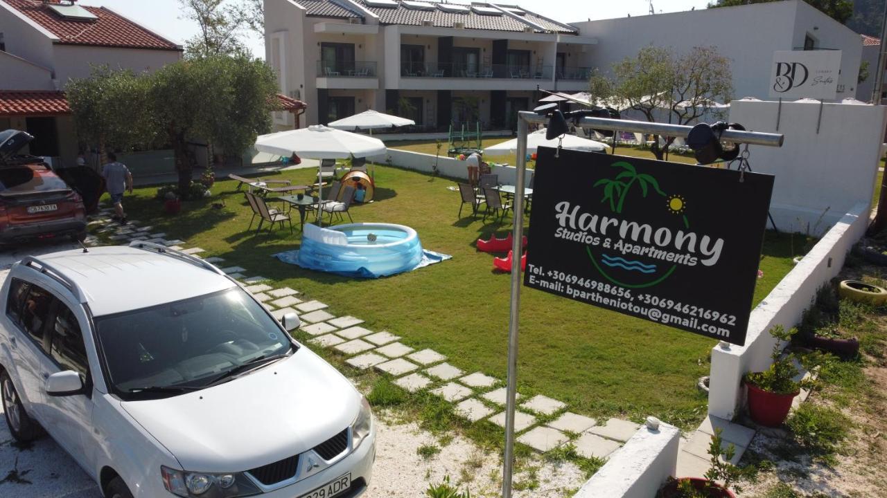 Harmony Studios & Apartments สกาลา โปเตมิอัส ภายนอก รูปภาพ