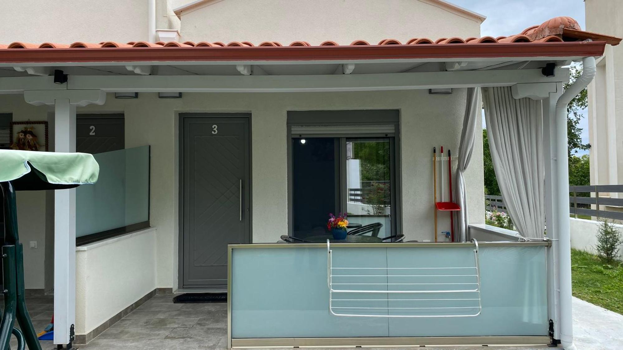 Harmony Studios & Apartments สกาลา โปเตมิอัส ภายนอก รูปภาพ