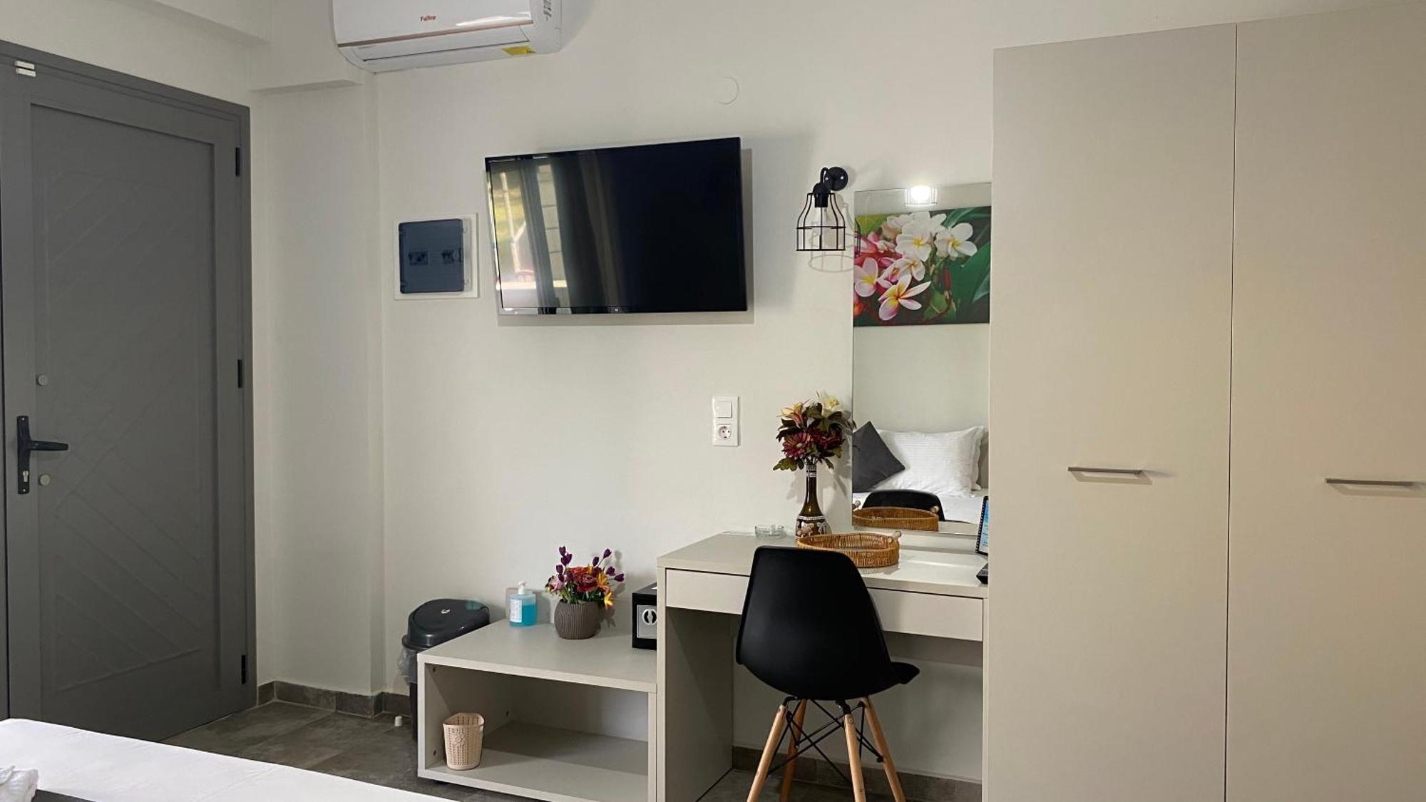Harmony Studios & Apartments สกาลา โปเตมิอัส ภายนอก รูปภาพ