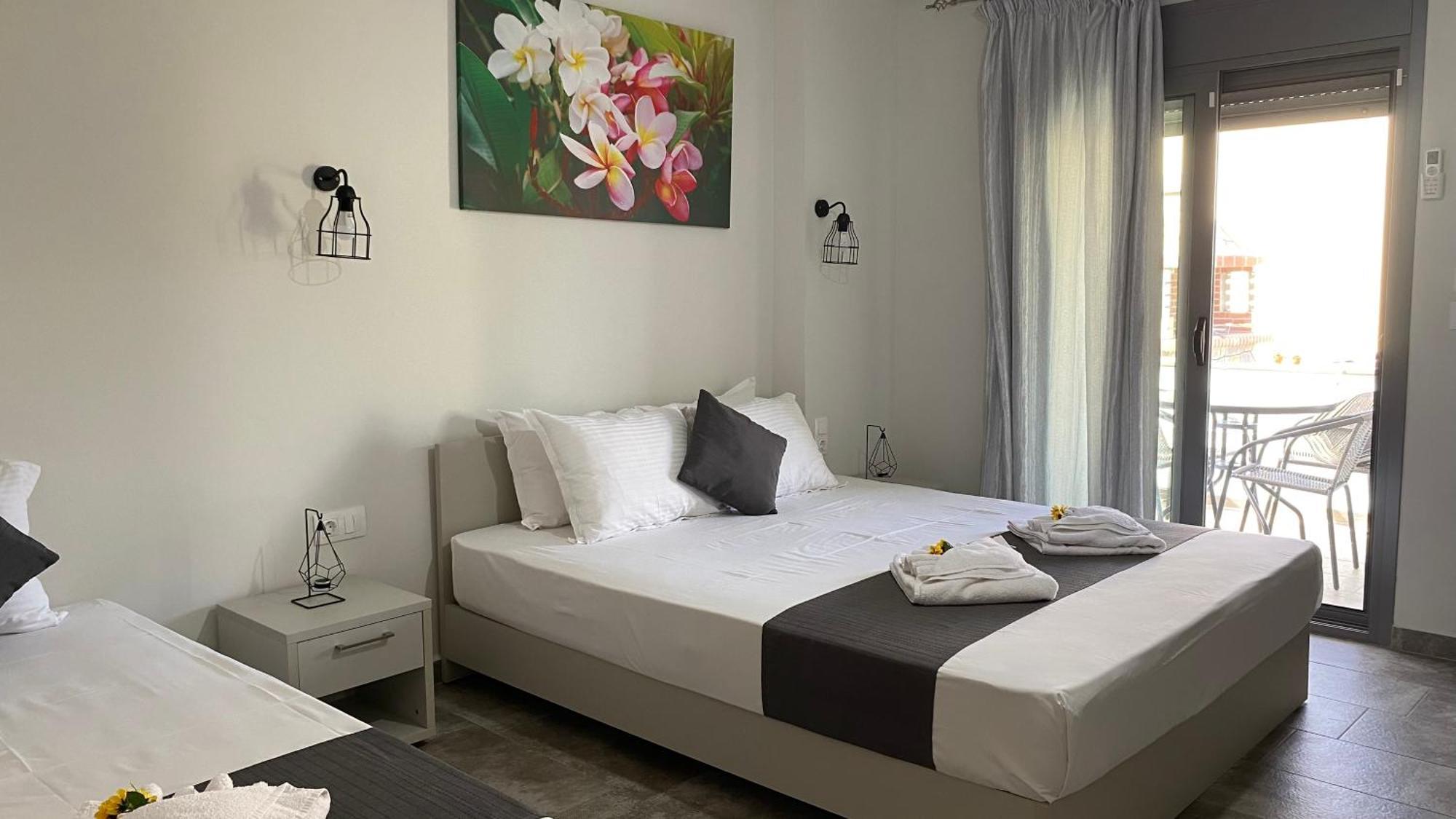 Harmony Studios & Apartments สกาลา โปเตมิอัส ภายนอก รูปภาพ