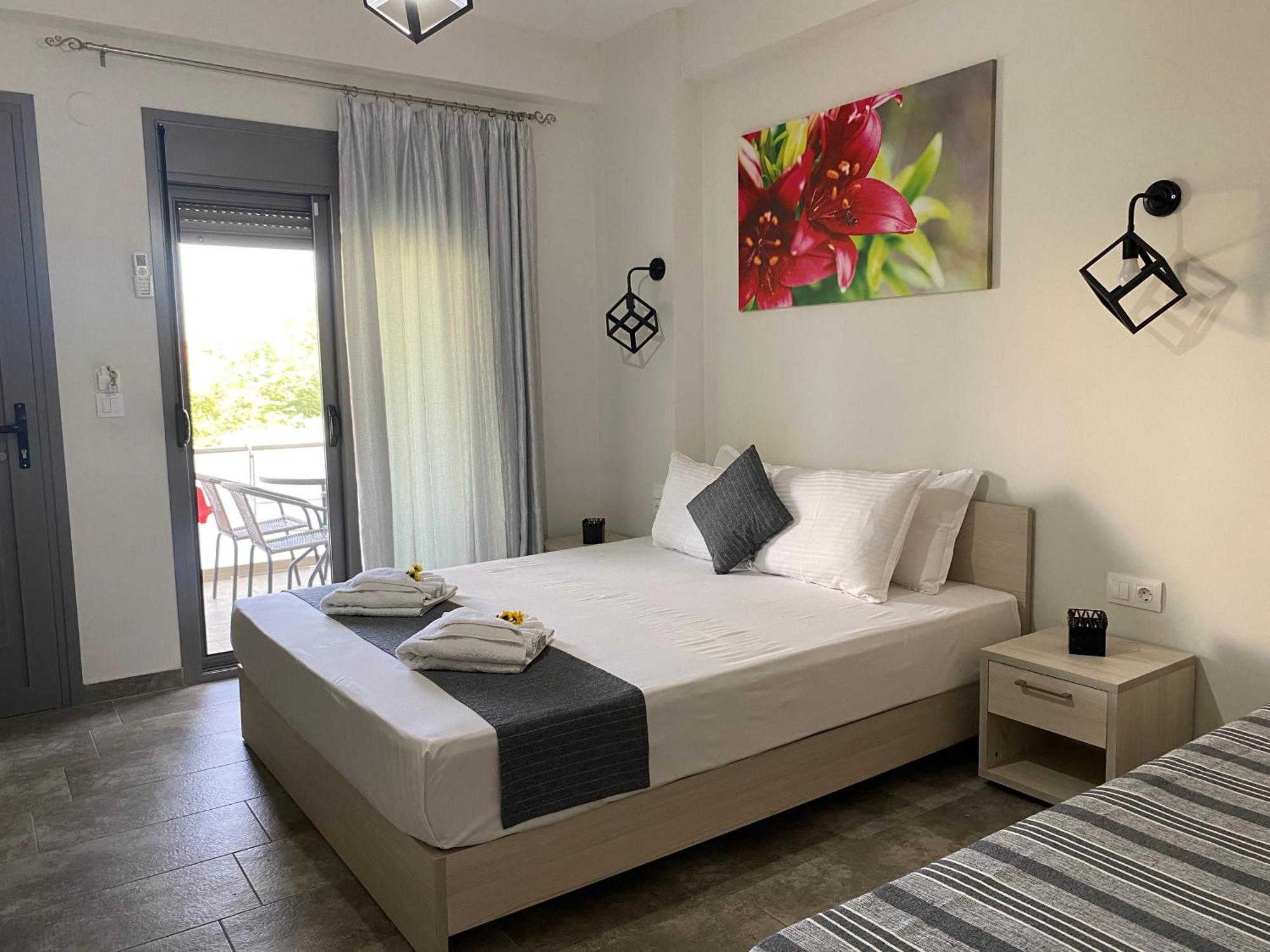 Harmony Studios & Apartments สกาลา โปเตมิอัส ภายนอก รูปภาพ