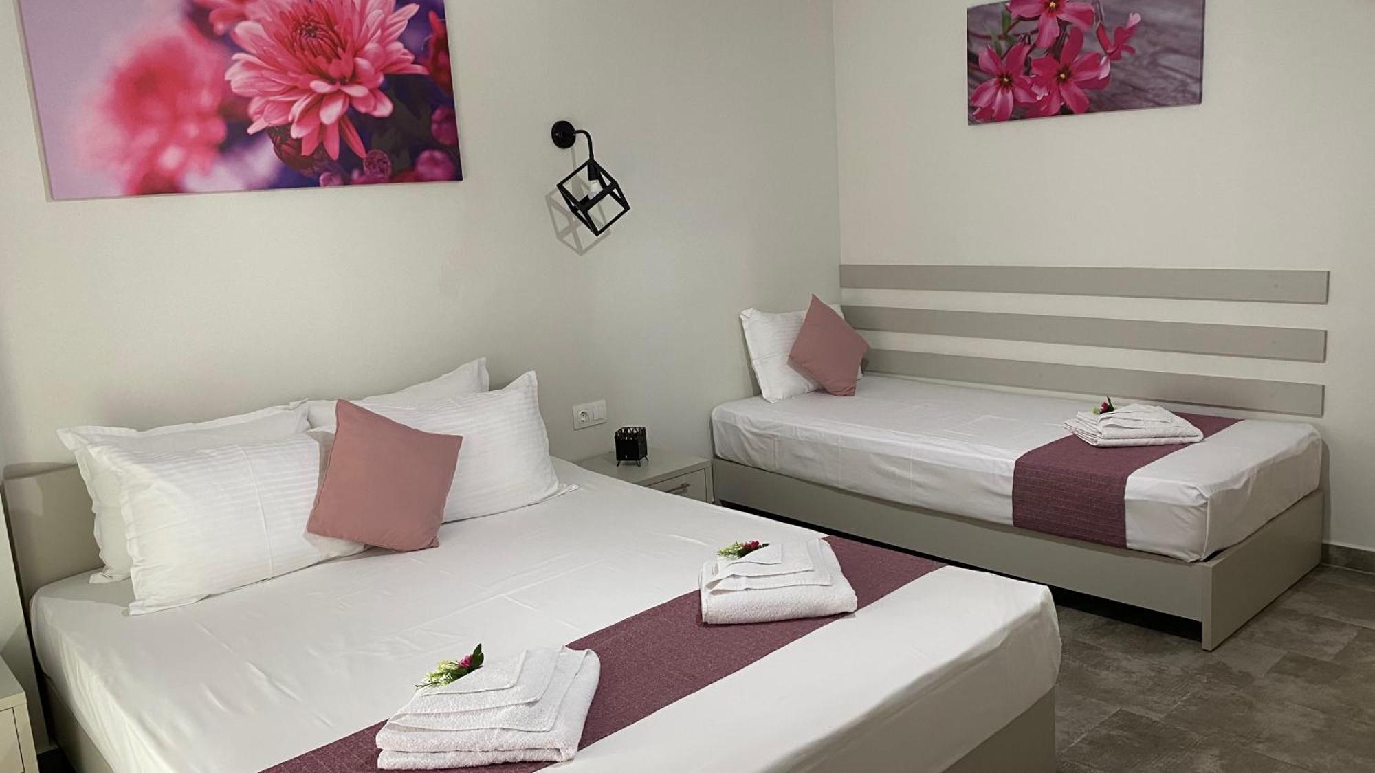 Harmony Studios & Apartments สกาลา โปเตมิอัส ภายนอก รูปภาพ